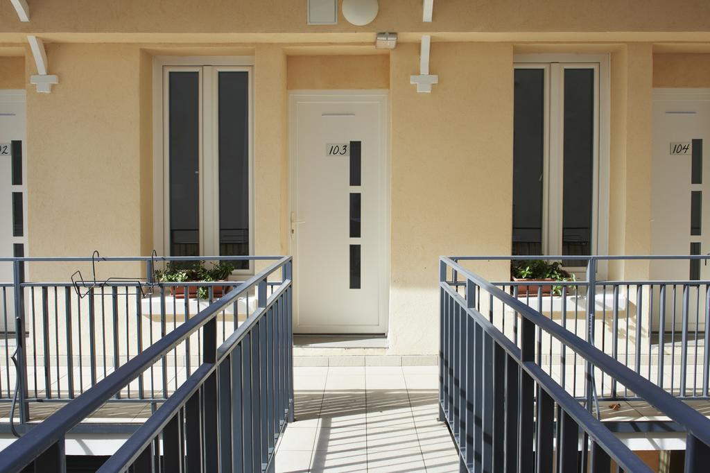 Hotel Jade Aulnay-sous-Bois Esterno foto